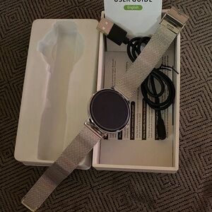 Silver Mesh Band Smartwatch - Unbranded